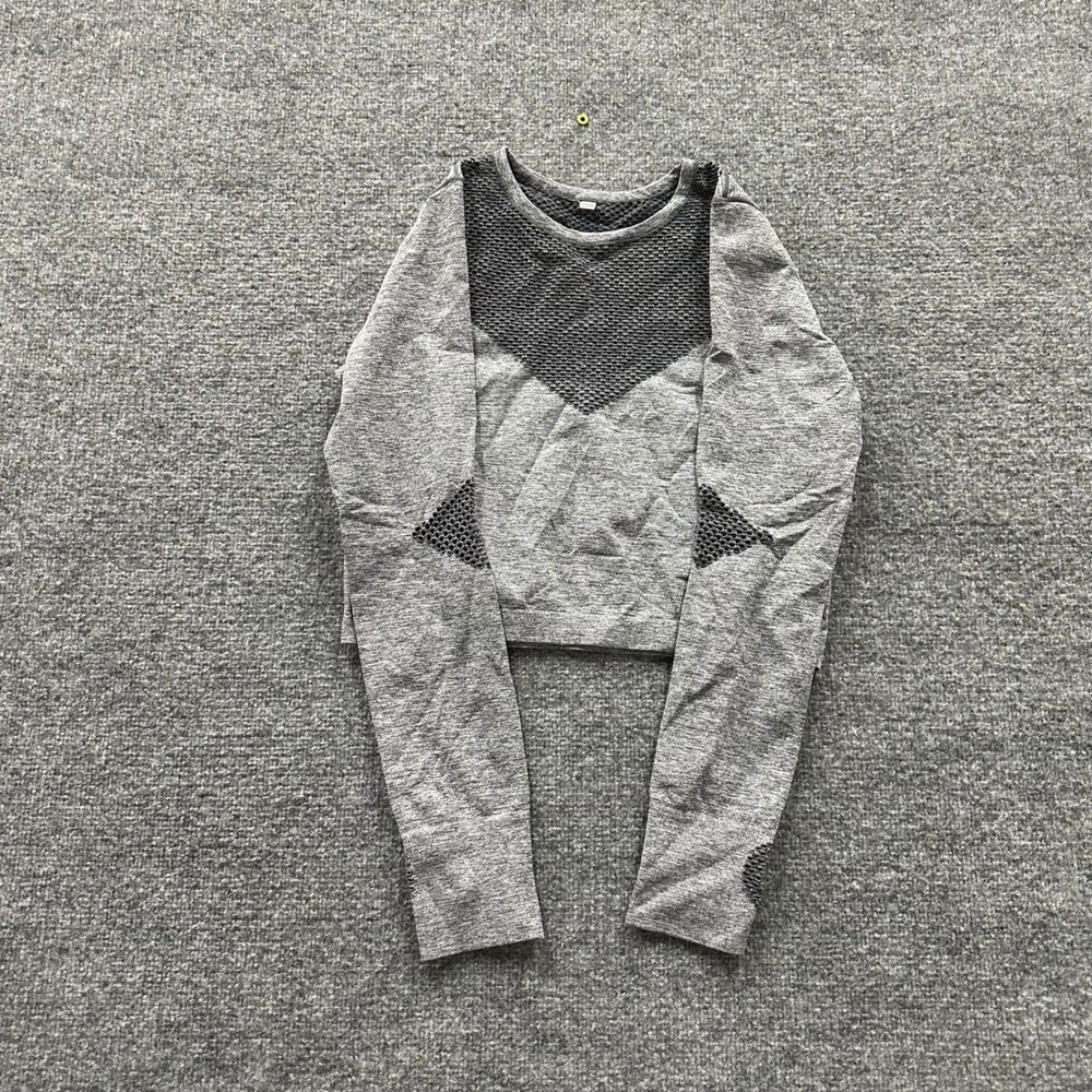 Target Athletic Top Womens Size S Gray Mesh Long Sleeve Crop Workout Thumbhole